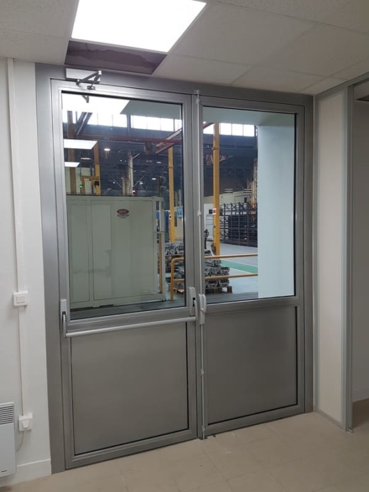 Porte acier vitrée industrie Oise